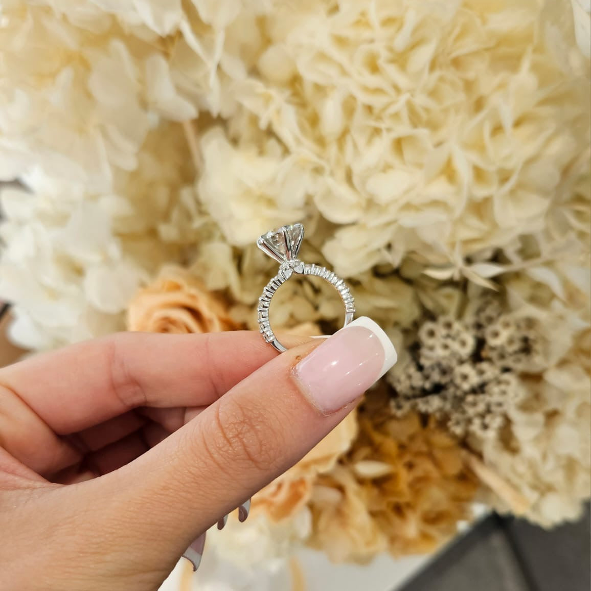 3.02ct Round Cut Lab Grown Grandi Design White Gold