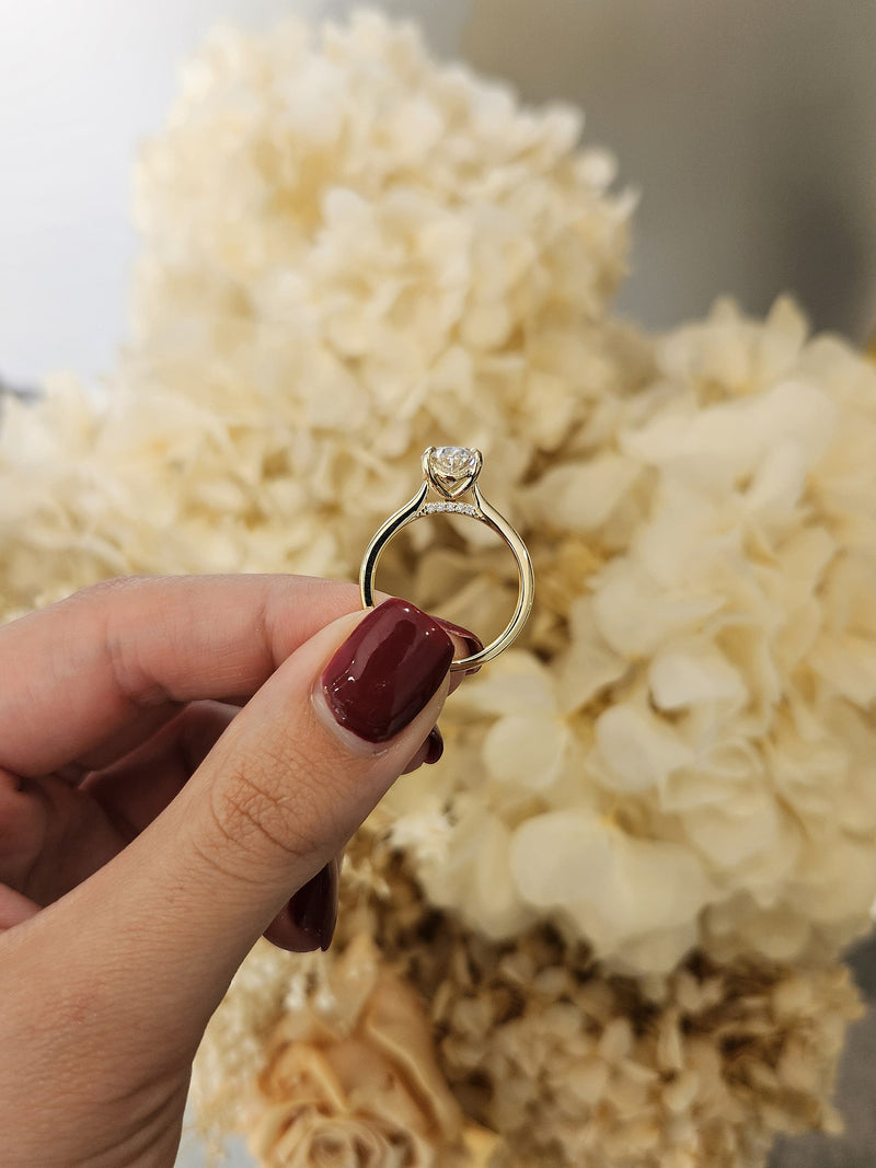 2.22ct Oval Cut Lab Grown Ava Design Yellow Gold