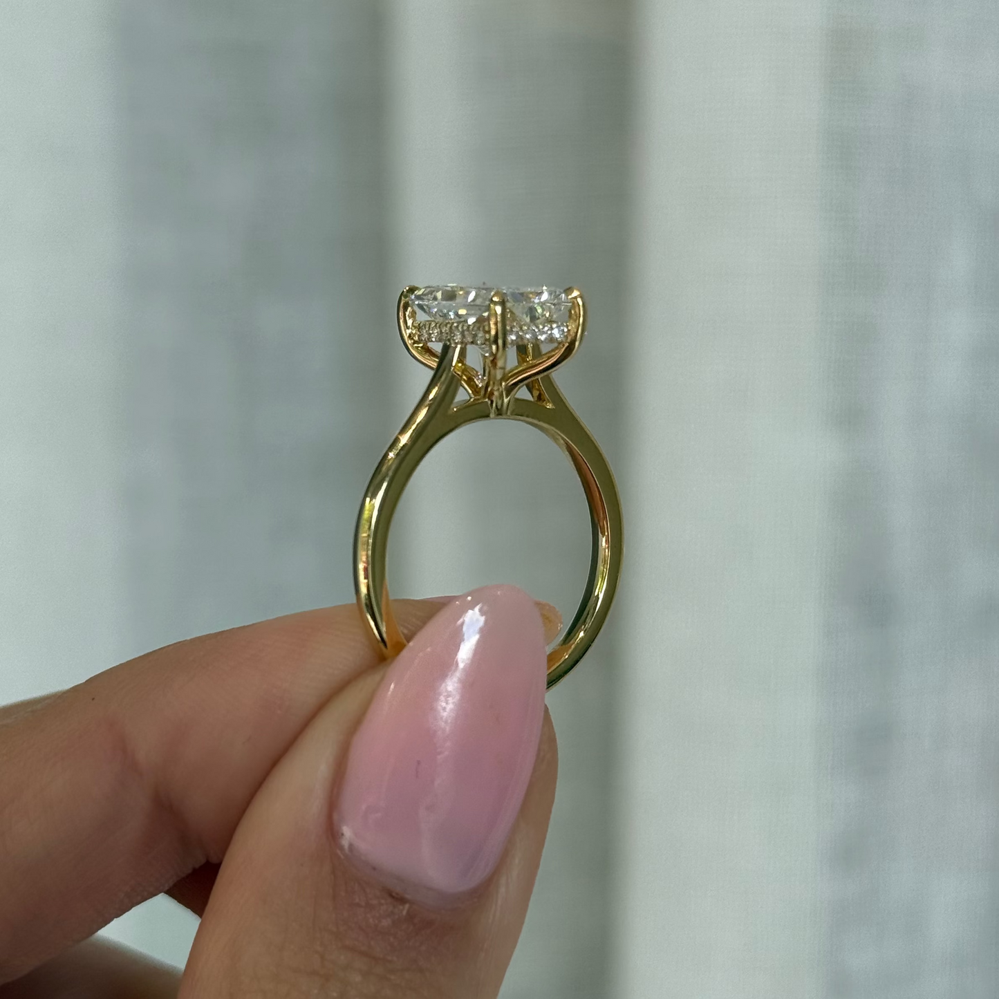 2.53ct Radiant Cut Lab Grown Bella Design Yellow Gold