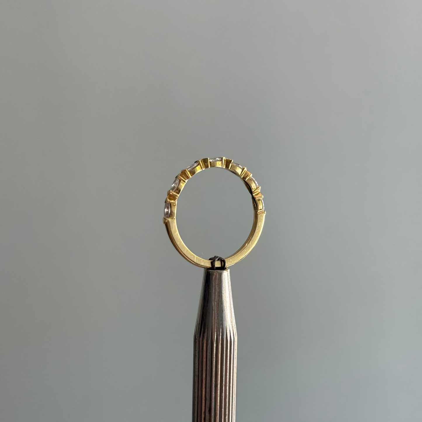 Arrow Design Natural Diamonds Wedding Band