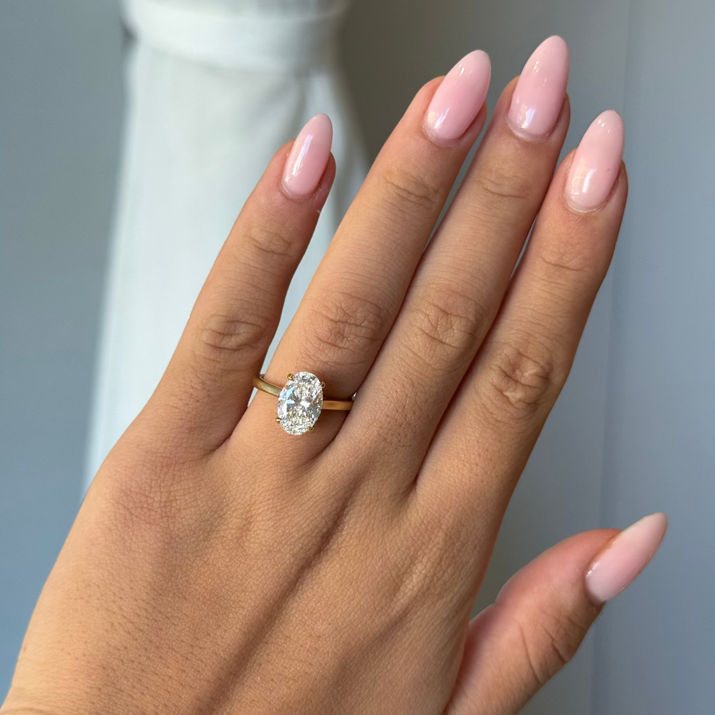 2.23ct Oval Cut Lab Grown Bella Design Yellow Gold