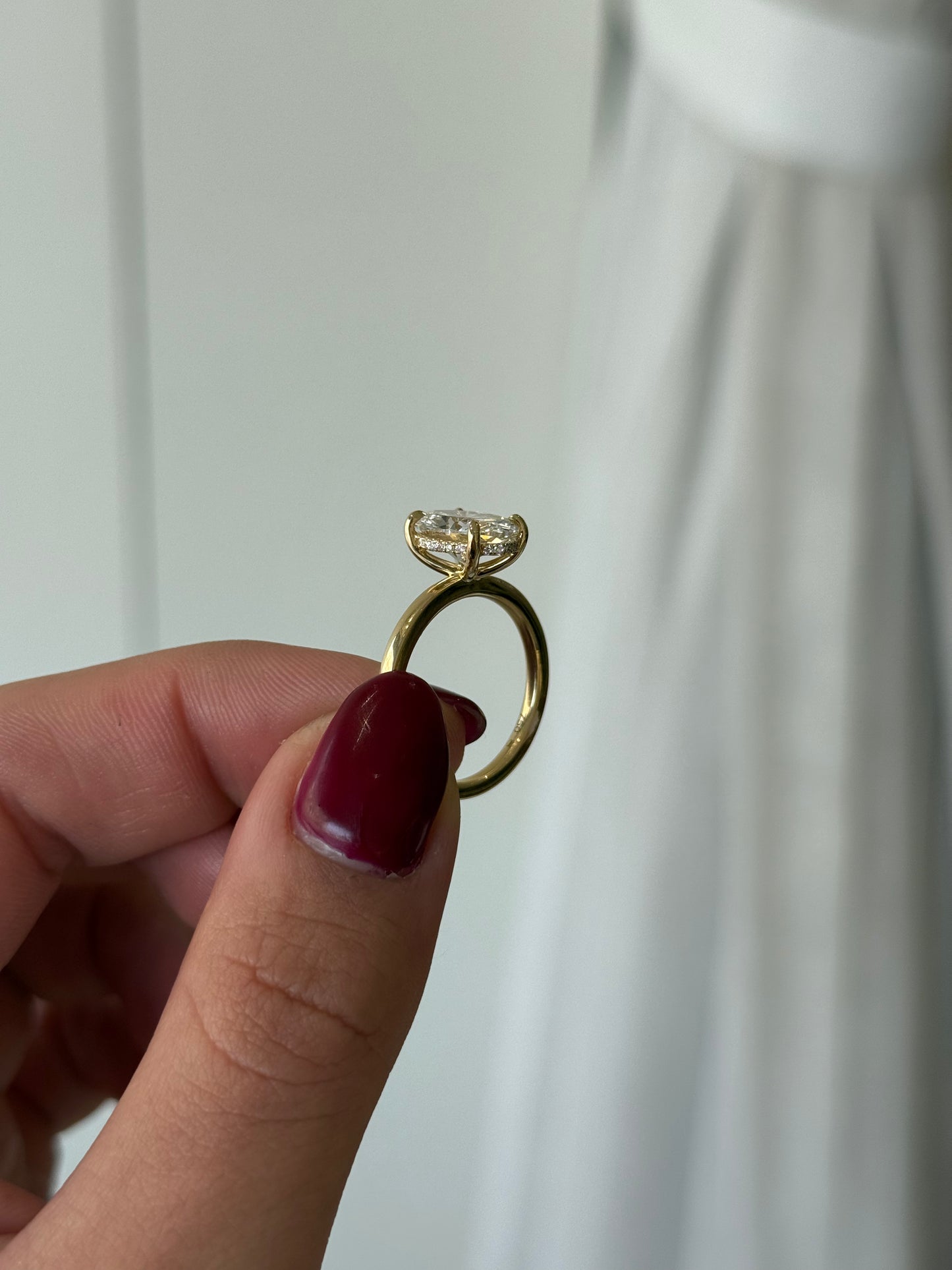 2.56ct Oval Cut Lab Grown Audrey Design Yellow Gold