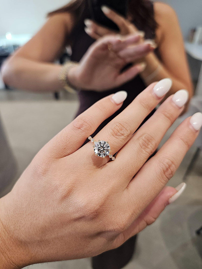 2.50ct Round Cut Lab Grown Ivy Design Yellow Gold