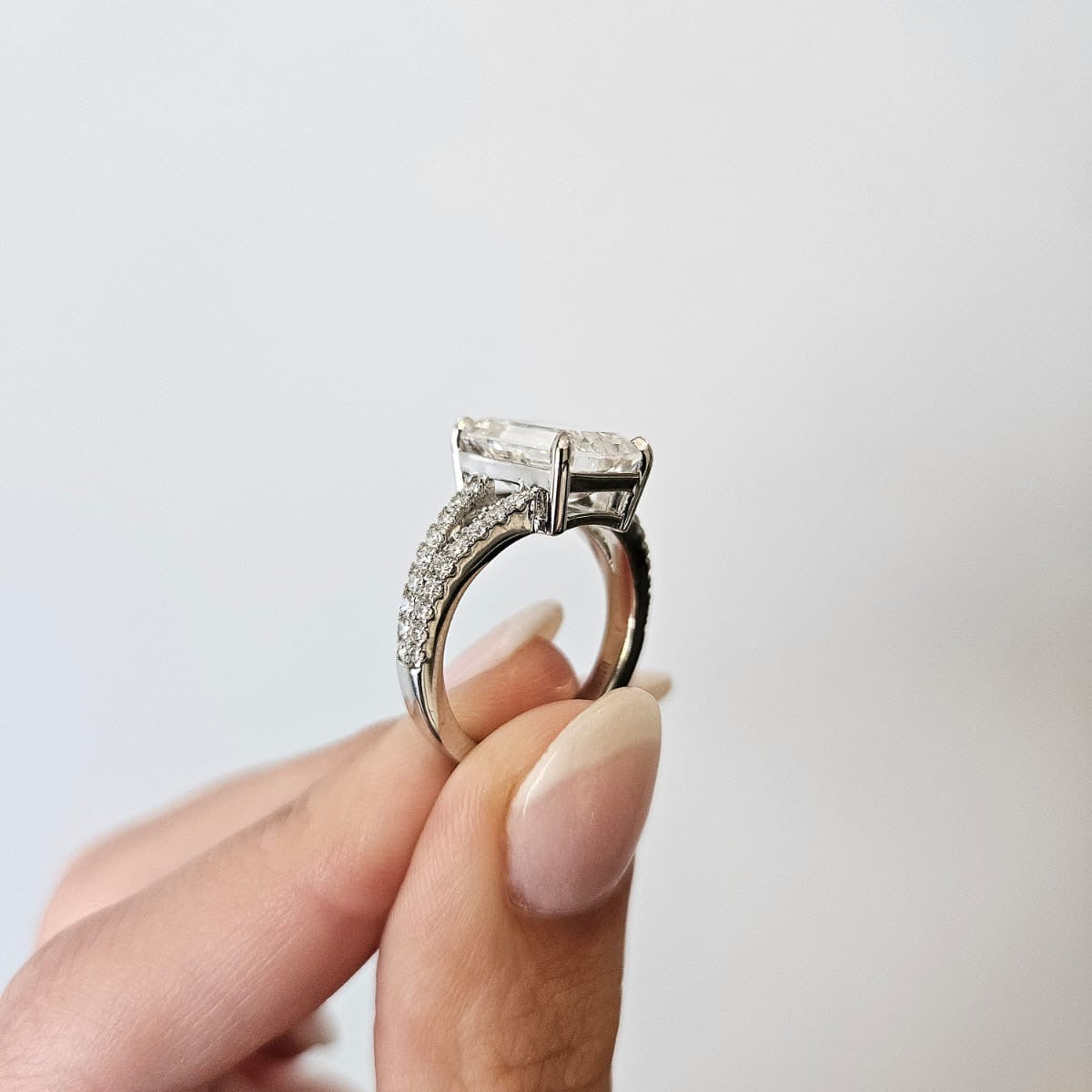 5.00ct Emerald Cut Lab Grown Diamond Simone Design Platinum