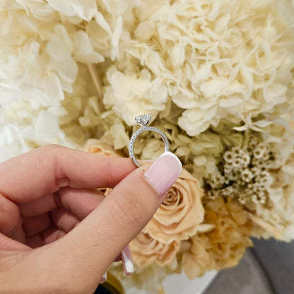 1.00ct Round Cut Lab Grown Bassano Design White Gold