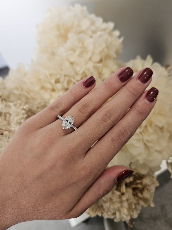 1.84ct Oval Cut Lab Grown Veneto Design Platinum