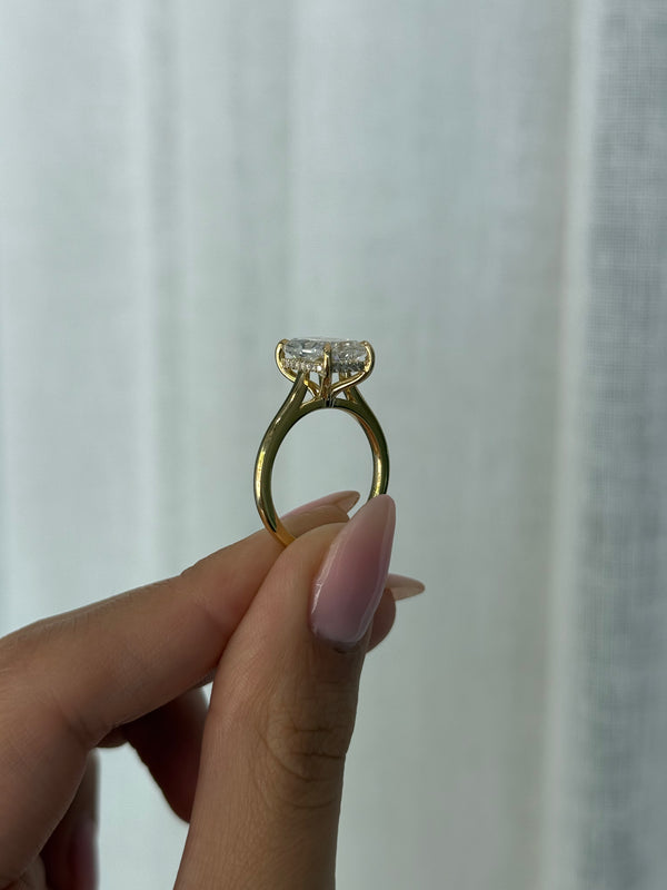 3.10ct Cushion Cut Lab Grown Custom Bella Design 18ct Yellow Gold