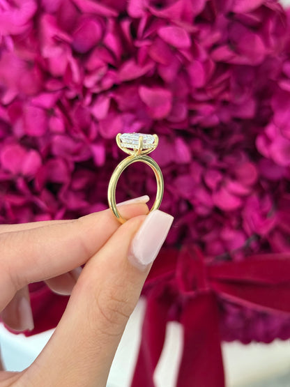 2.59ct Emerald Cut Lab Grown Audrey Design Yellow Gold