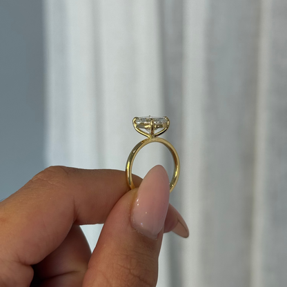 3.00ct Oval Cut Lab Grown Natalia Design 18ct Yellow Gold