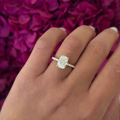 2.64ct Cushion Cut Lab Grown Bassano Design 18ct Yellow Gold