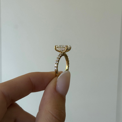 3.53ct Oval Cut Lab Grown Renee Design Yellow Gold