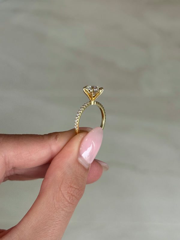 2.01ct Round Cut Natural Grown Veneto Design Yellow Gold