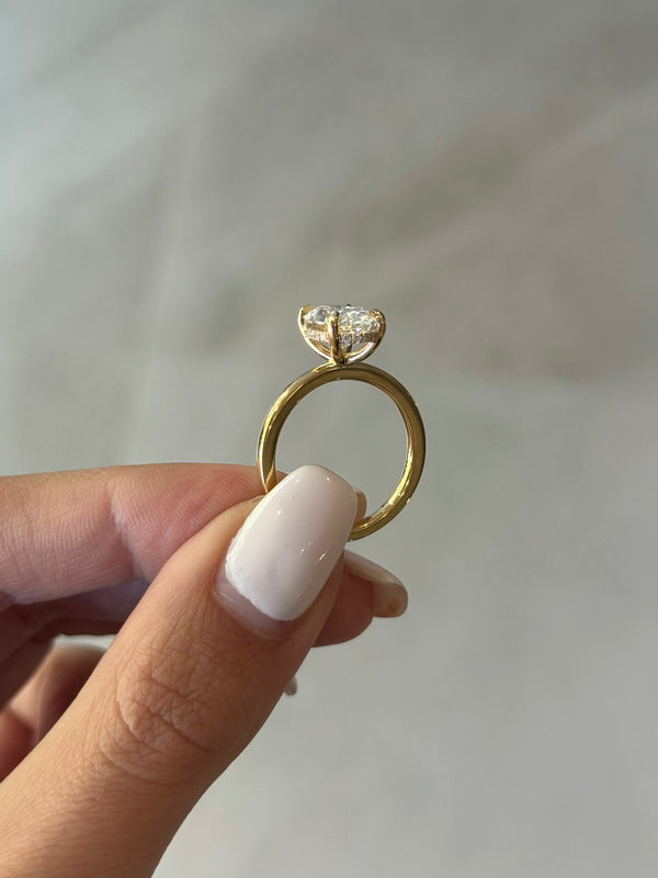 2.59ct Oval Cut Lab Grown Audrey Design Yellow Gold