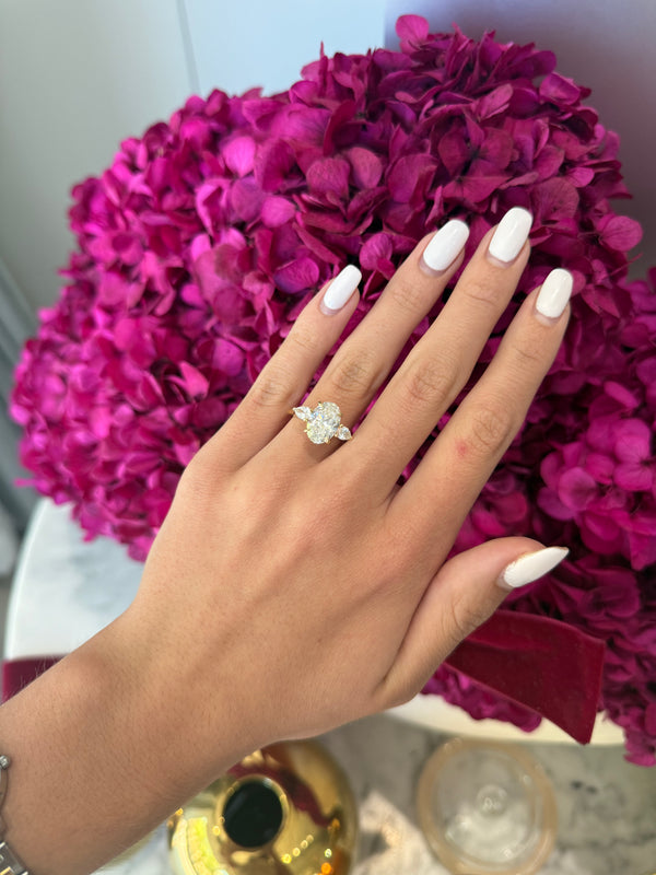 3.01ct Oval Cut Lab Grown Rosetta Design Yellow Gold