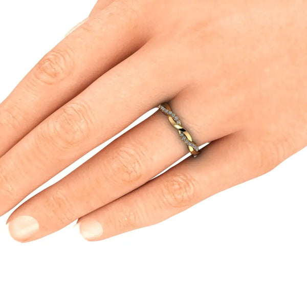 Michelle Wedding Ring yellow _hand