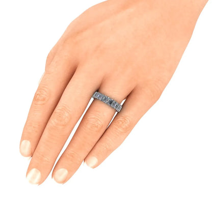 Parris Wedding Ring white hand _