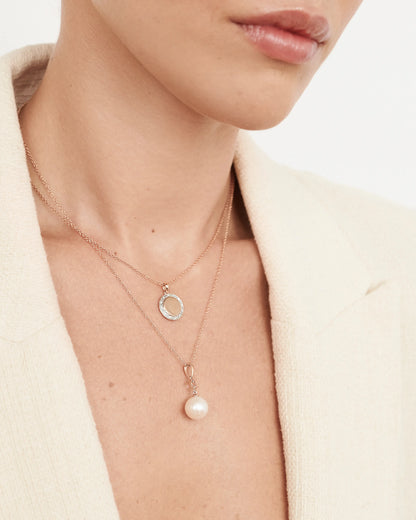 Fine Chain Necklace model