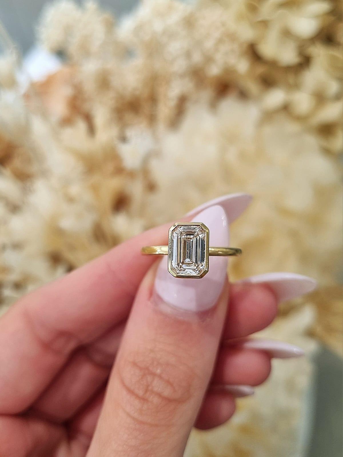 1.57ct Emerald Cut Lab Grown Bezel Design Yellow Gold - Michael Arthur Diamonds