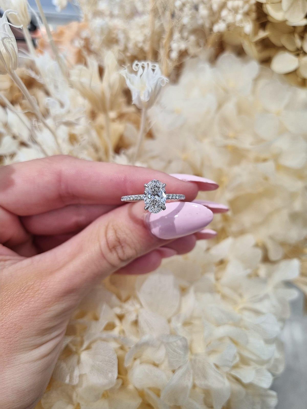 1.53ct Oval Cut Lab Grown Veneto Design Platinum - Michael Arthur Diamonds