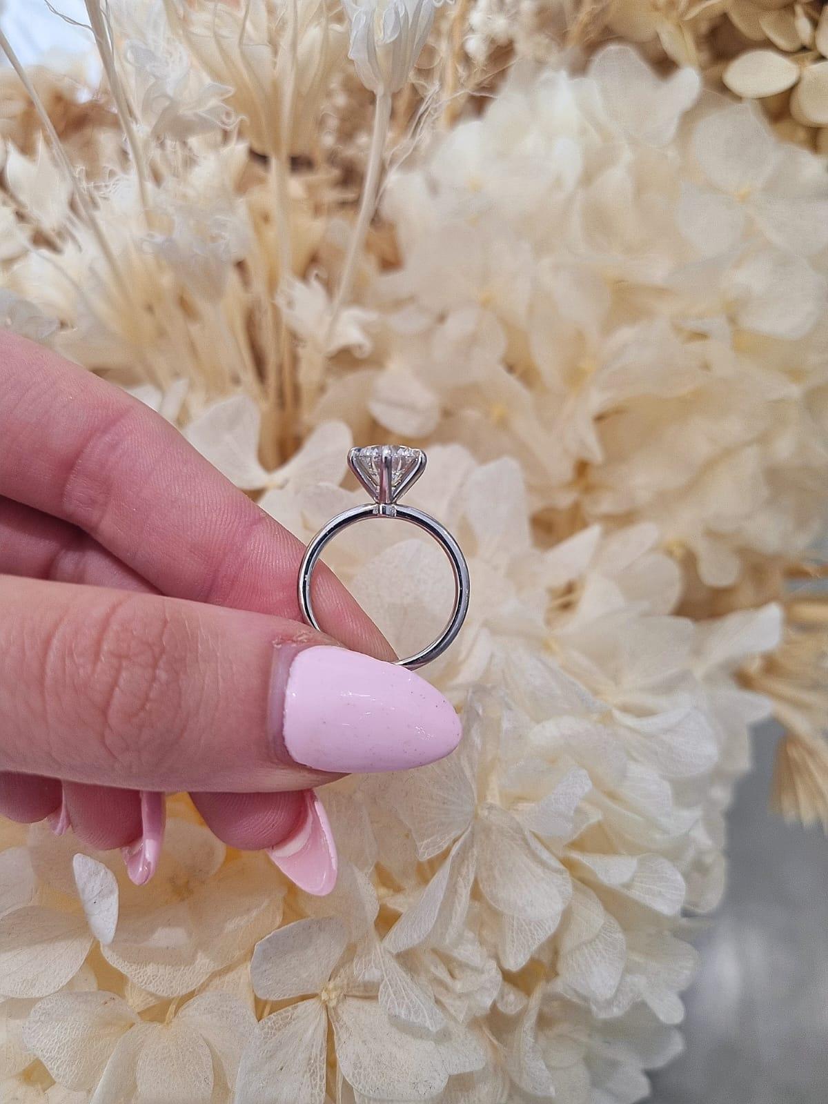 2.21ct Round Cut Lab Grown Henri Design Platinum - Michael Arthur Diamonds