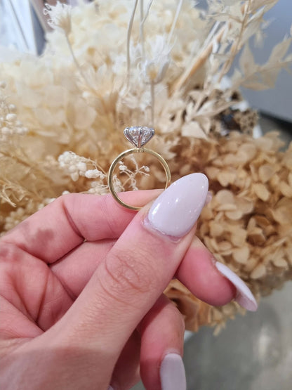 2.50ct Round Cut Lab Grown Henri Design Two-tone