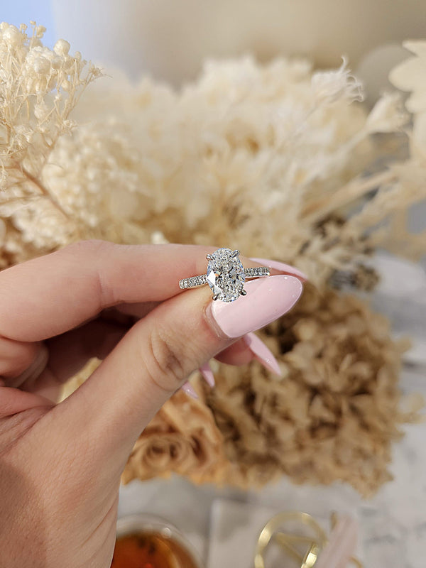 2.07ct Oval Cut Lab Grown La Maja Design Platinum