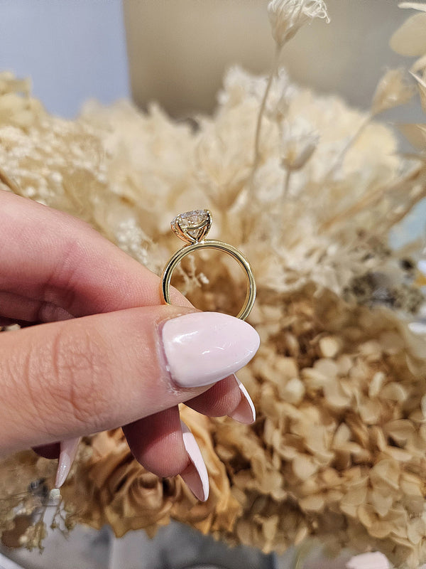 2.00ct Round Cut Lab Grown Olivia Design Yellow Gold