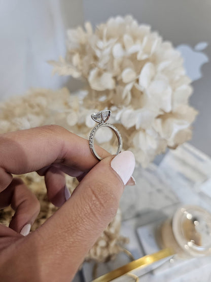 2.52ct Marquise Cut Lab Grown Bassano Design Platinum