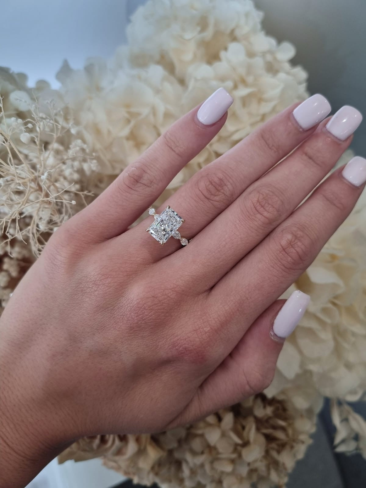 3.08ct Radiant Cut Lab Grown Electra Design Yellow Gold