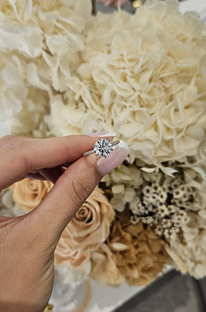 2.20ct Round Cut Lab Grown Valentina Design Two-tone