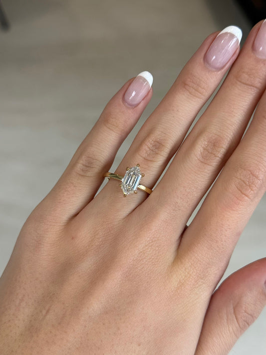 2.01ct Hexagonal Cut Lab Grown Natalia Design Yellow Gold