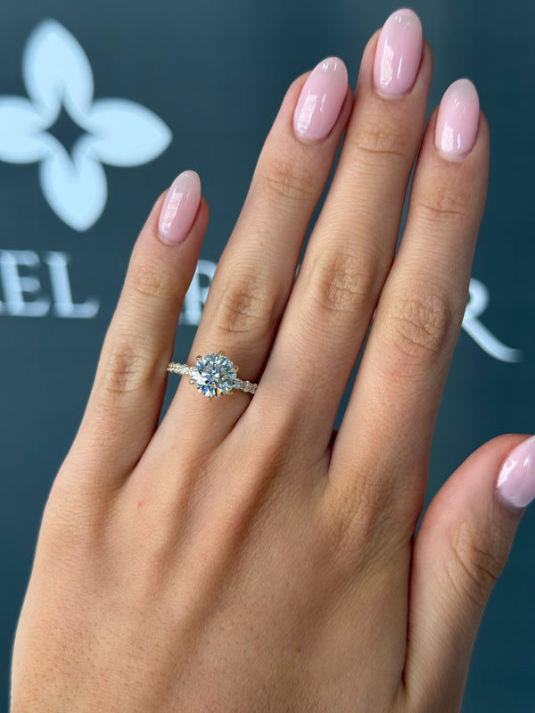 2.20ct Round Cut Lab Grown Custom Veneto Design Yellow Gold