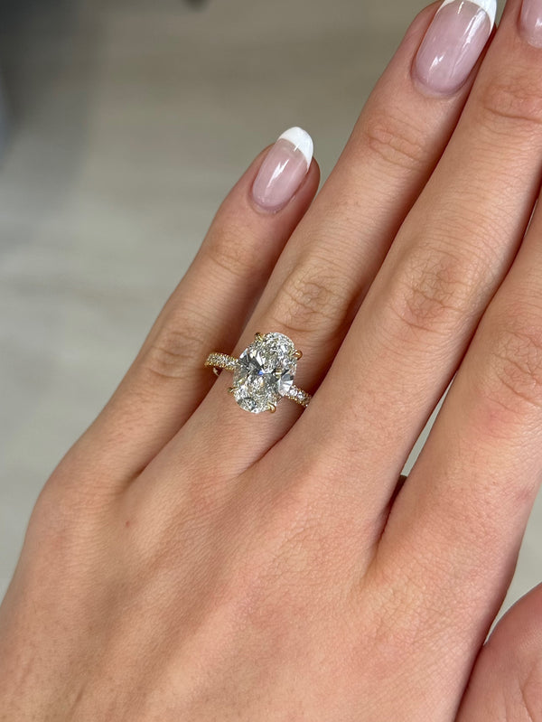 3.51ct Oval Cut Lab Grown Diamond Bassano Design Yellow Gold