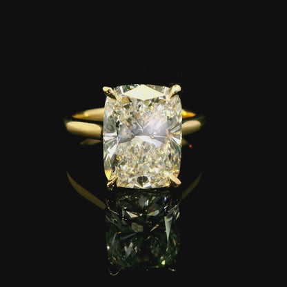 5.01ct Cushion Cut Lab Grown Bella Design Yellow Gold