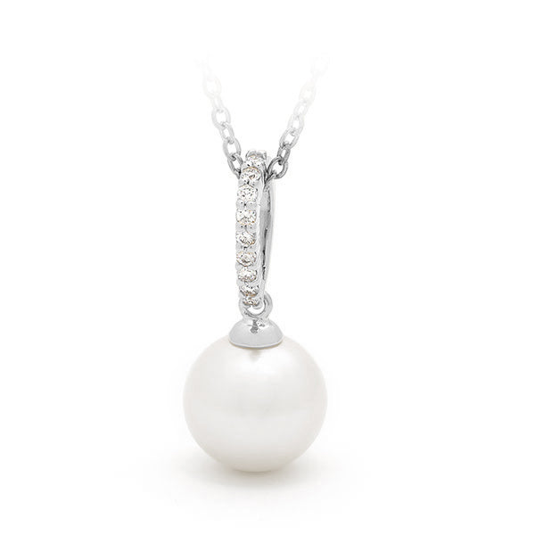 Freshwater Pearl & Diamond Clasp Pendant